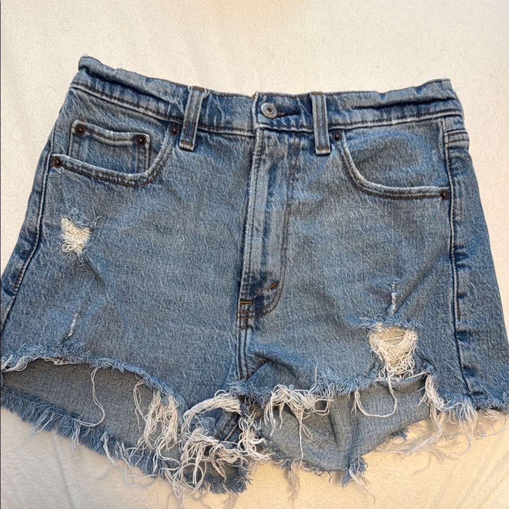 Abercrombie high rise mom shorts